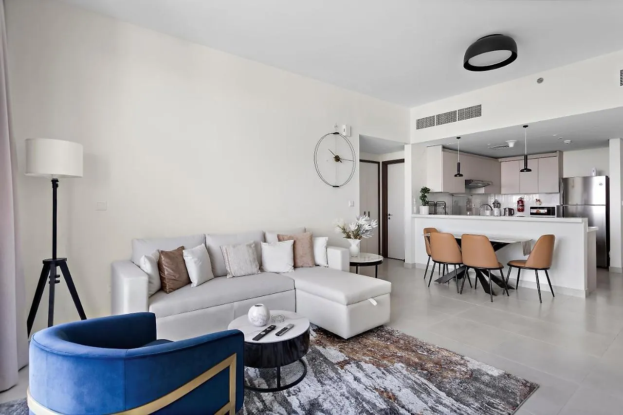 Apartment Luxury 1Br Apt With Pool, Gym, Parking & Fast Wifi Dubai